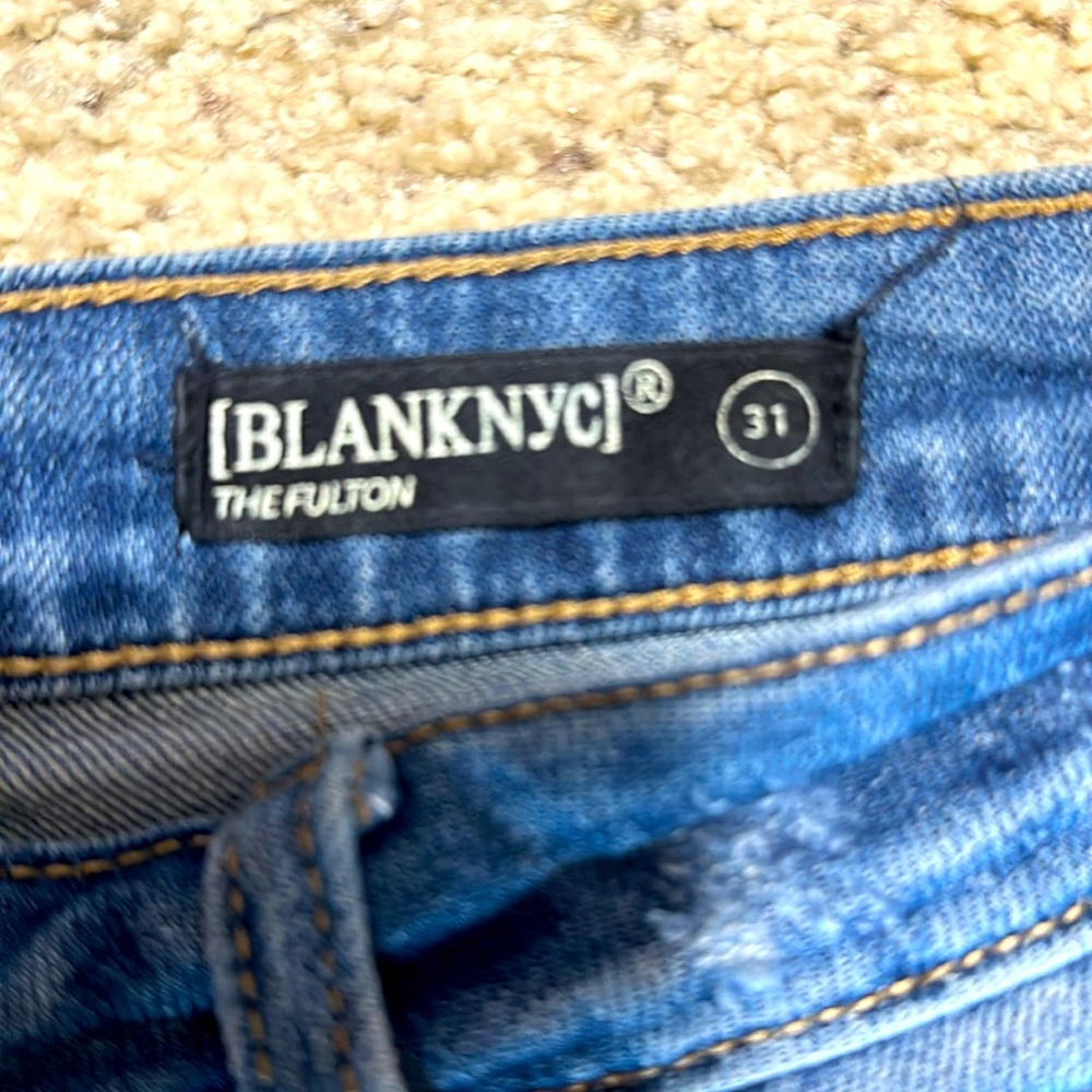 BLANKNYC distressed Jean shorts size 31 - Picture 4 of 6